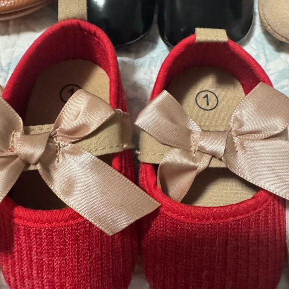 Adorable Infant Girl Shoe Lot - Picture 6 of 8